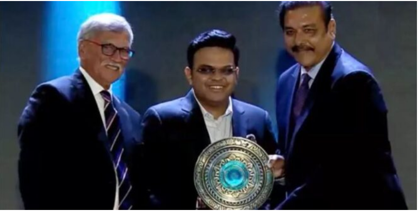 Photo of रवि शास्त्री को बीसीसीआई ने दिया लाइफ टाइम अचीवमेंट अवॉर्ड!