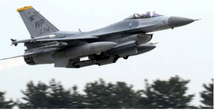 Photo of दक्षिण कोरिया में पश्चिमी तट के पास अमेरिकी एफ-16 लड़ाकू विमान दुर्घटनाग्रस्त