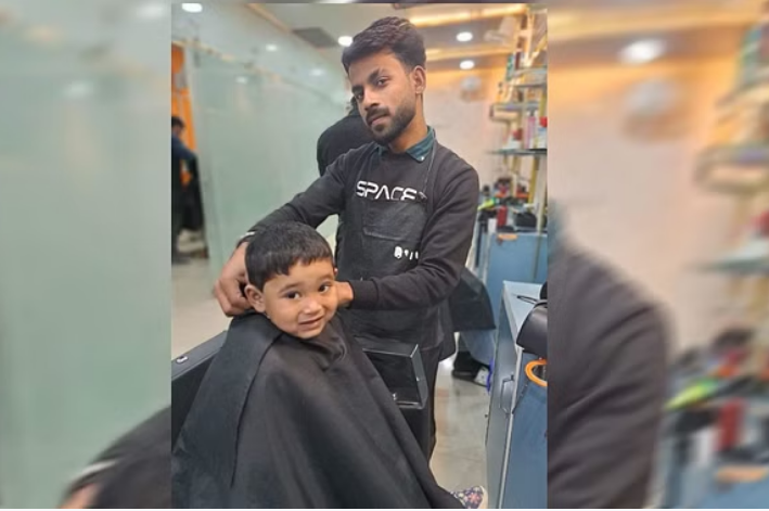 Photo of अयोध्या में रामलला के विराजमान होने तक एक रुपये में हेयर कटिंग करेंगे मनीष…