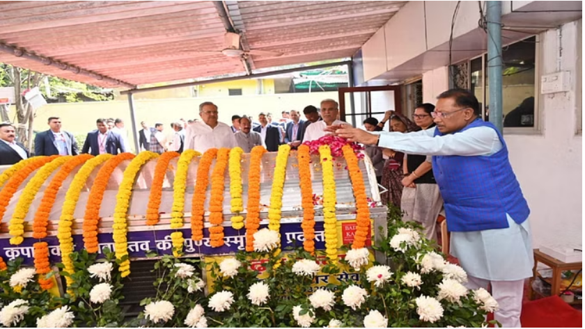 Photo of छत्तीसगढ़: पाटन सदन पहुंचे सीएम विष्णुदेव; नंदकुमार बघेल को दी श्रद्धांजलि…