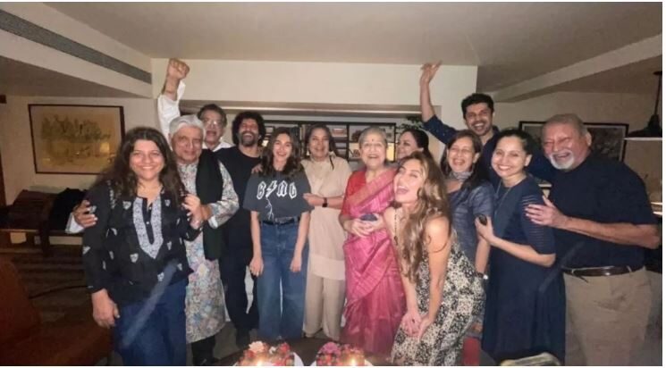 Photo of 50 साल के हुए फरहान अख्तर