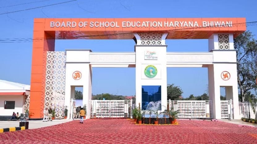 Photo of हरियाणा : अस्थायी मान्यता प्राप्त निजी स्कूलों के विद्यार्थियों की परीक्षा पर संशय