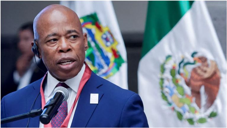 Photo of अयोध्या राम मंदिर के उद्घाटन को लेकर क्या बोले न्यूयॉर्क के मेयर एरिक एडम?