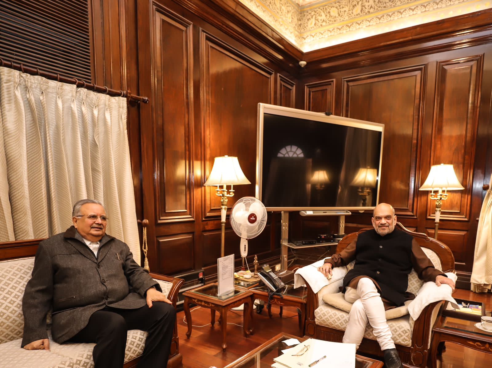 Photo of रमन ने विधानसभा में प्रबोधन कार्यक्रम में धनखड़ एवं शाह को किया आमंत्रित