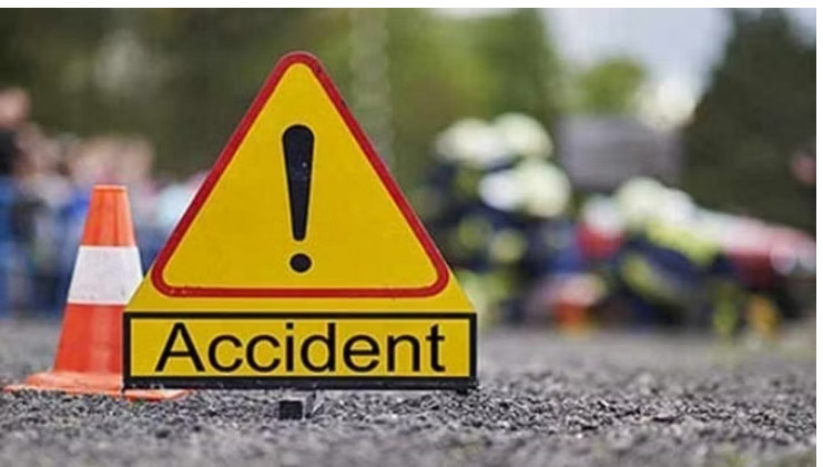 Photo of उत्तराखंड: ओवरटेक करते समय ट्रक से टकराया स्कूटी सवार, हुई दर्दनाक मौत!