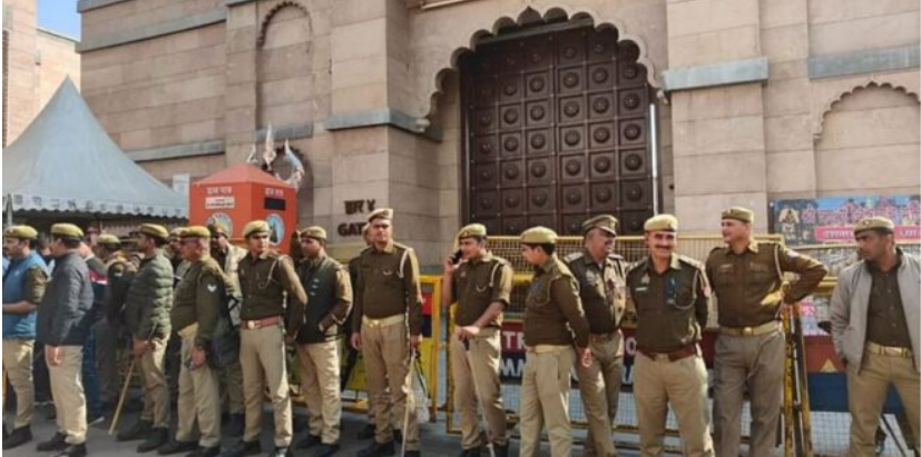 Photo of ज्ञानवापी: दबाव में व्यास तहखाने में दी गई पूजा की अनुमति