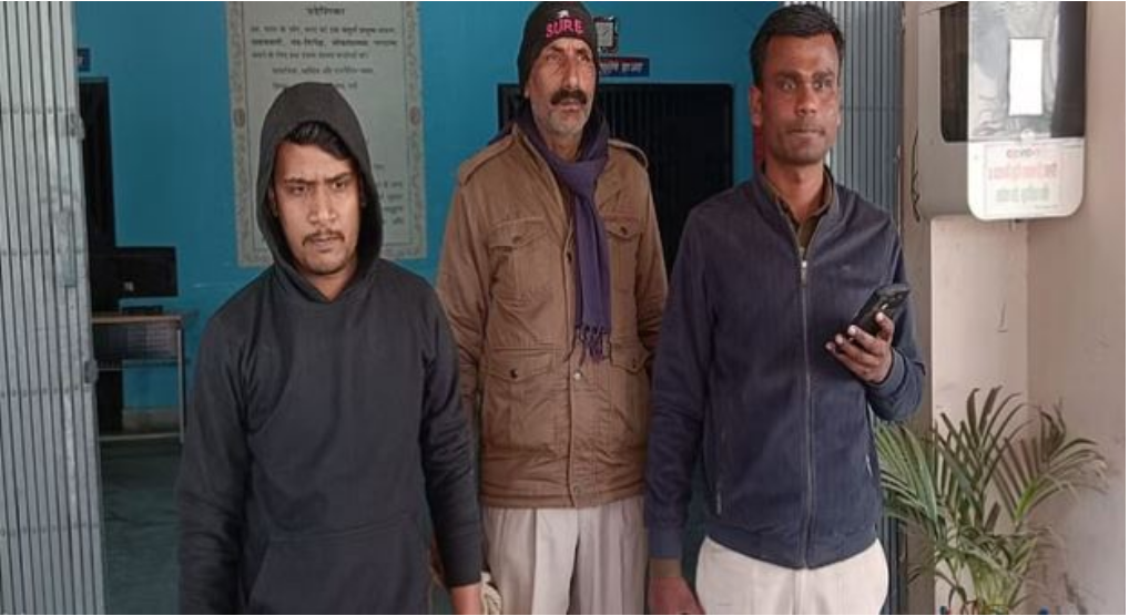 Photo of बिहार: युवती को प्यार के जाल में फंसाया, फिर बनाया शारीरिक संबंध