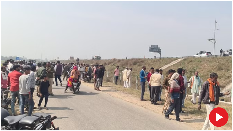 Photo of यूपी: पूर्वांचल एक्सप्रेस-वे के जल निकासी पाइप में घुसा तेंदुआ