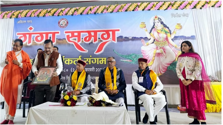 Photo of यमुना की सफाई के लिए उतरेंगी गंगा सेविकाएं…