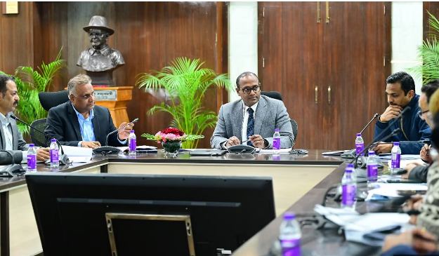 Photo of लोकसभा चुनाव : ड्यूटी में लगे कर्मचारियों को मिलेगी एयर एंबुलेंस की सुविधा