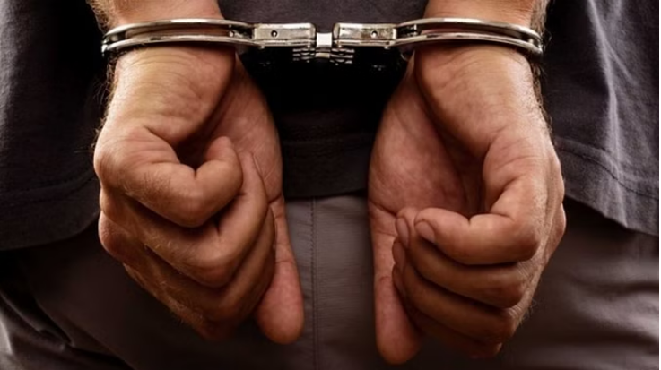 Photo of भारतीय अमेरिकी पासपोर्ट धोखाधड़ी का दोषी, हो सकती है 10 साल की जेल