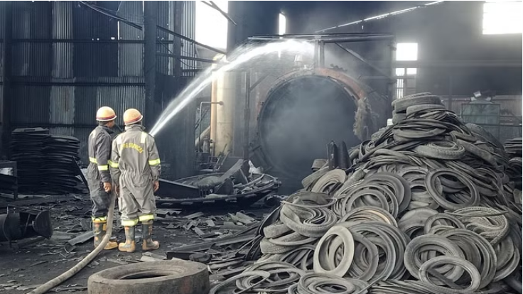 Photo of मेरठ: फैक्टरी का बॉयलर फटने से दो कर्मचारियों की मौत, तीन घायल