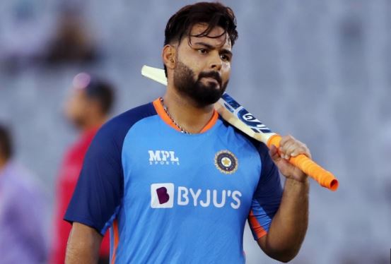 Photo of भारत के विकेटकीपर बल्लेबाज ऋषभ पंत ने कार एक्सीडेंट पर किया दर्दनाक खुलासा