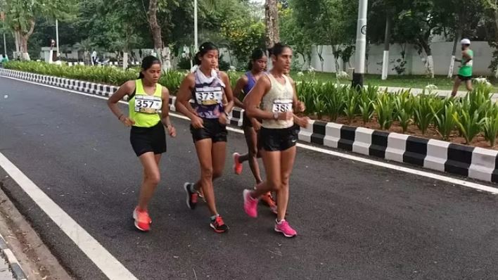 Photo of राष्ट्रीय पैदल चाल चैंपियनशिप: पंजाब की मंजू ने 10 किमी स्पर्धा में जीता स्वर्ण पदक