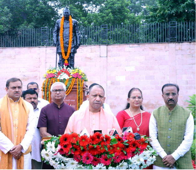 Photo of यूपी: सीएम योगी ने प्रदेश के प्रथम मुख्यमंत्री को दी श्रद्धांजलि