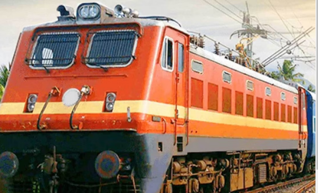 Photo of मध्य प्रदेश: होली पर इंदौर से चलेगी स्पेशल ट्रेन