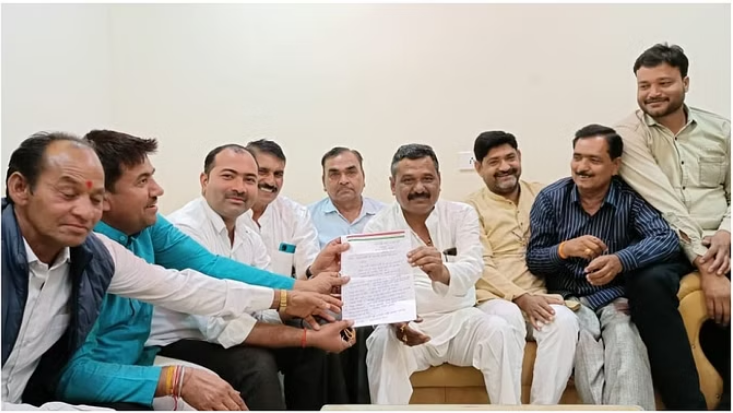 Photo of मध्य प्रदेश: अशोकनगर में कांग्रेस के कई पूर्व पदाधिकारियों ने दिया इस्तीफा