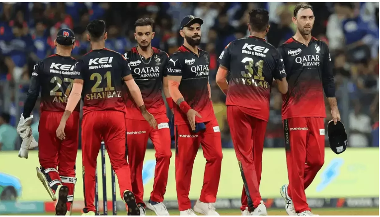 Photo of आईपीएल फाइनल में पहुंचने के बाद RCB क्यों नहीं जीत पाती खिताब?
