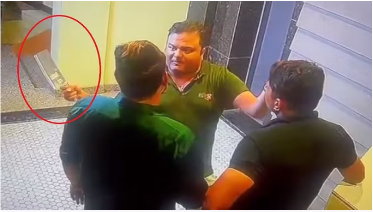 Photo of छत्तीसगढ़: बार में एंट्री नहीं मिलने से नाराज युवक ने मचाया उत्पात