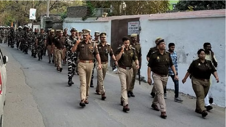 Photo of यूपी: होली पर लाट साहब के जुलूस से पहले 70 हजार लोग मुचलका पाबंद