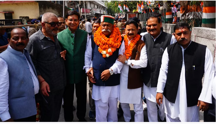 Photo of कांग्रेस ने उत्तराखंड के भरोसे छोड़ा चुनाव…