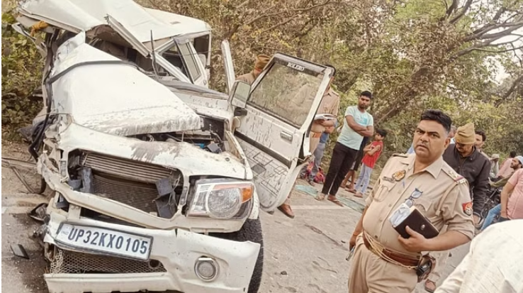 Photo of बरेली: बोलेरो कार और ट्रैक्टर-ट्रॉली की टक्कर से एक युवक की मौत