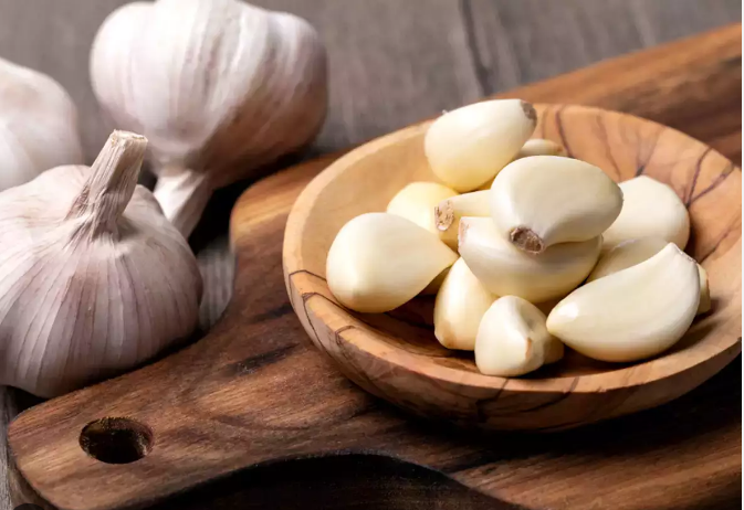 Photo of जानें रोज़ाना सुबह खाली पेट लहसुन खानें के फ़ायदे