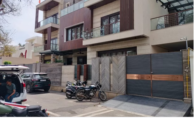 Photo of हरिद्वार: फिल्म ‘रेड’ की तर्ज पर इनकम टैक्स की कार्रवाई