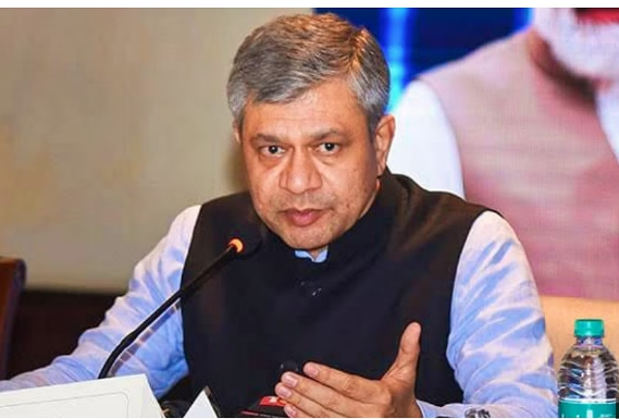 Photo of रेल मंत्री वैष्णव की घोषणा- एक हजार अमृत भारत ट्रेनों का होगा निर्माण