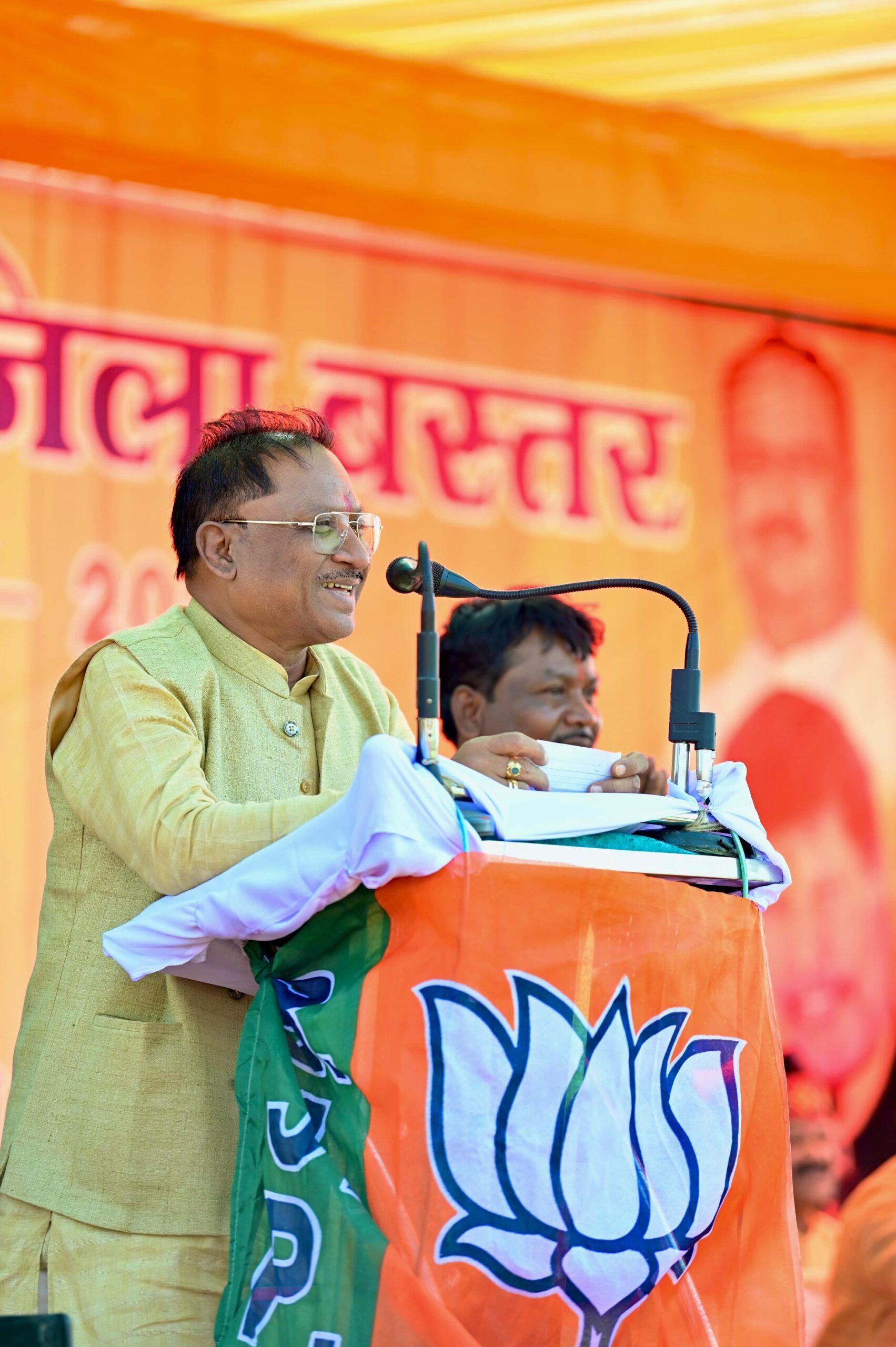 Photo of साय ने कांग्रेस के बस्तर सीट पर अभी तक प्रत्याशी घोषित नही करने पर कसा तंज