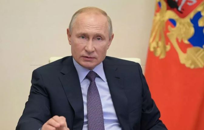 Photo of चुनाव जीते व्लादिमीर पुतिन, 2030 तक बने रहेंगे रूस के राष्ट्रपति