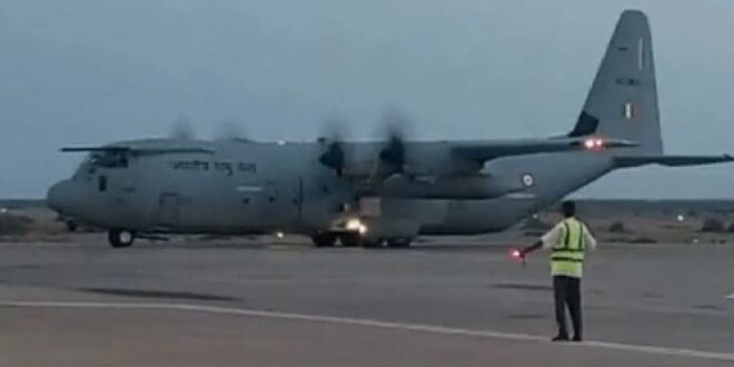 Photo of भारतीय वायुसेना के विमान में तकनीकी समस्या के बाद सुरक्षित लैंडिंग