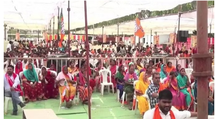 Photo of कबीरधाम: कांग्रेस और जोगी कांग्रेस के नेताओं ने थामा बीजेपी का दामन