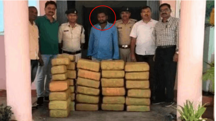 Photo of छत्तीसगढ़: 144 किलो गांजा के साथ पकड़े गए आरोपी को 12 साल की सजा
