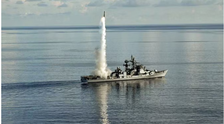 Photo of भारत ने फिलीपींस को सौंपी ब्रह्मोस की पहली खेप