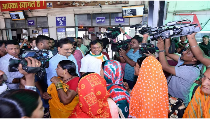 Photo of छत्तीसगढ़: ट्रेनों के रद्द होने पर PCC चीप ने पीएम मोदी पर साधा निशाना