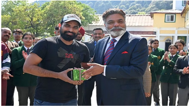 Photo of उत्तराखंड: नैनीताल में क्रिकेटर मोहम्मद शमी ने बच्चों से की बातचीत