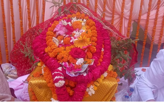Photo of चारधाम यात्रा: ऋषिकेश में श्रद्धालुओं ने किए गाडू घड़ा तेल कलश यात्रा दर्शन