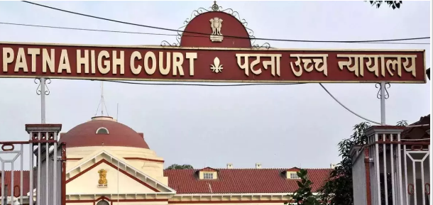 Photo of बिहार के नियोजित शिक्षकों को पटना हाईकोर्ट ने दी बड़ी राहत