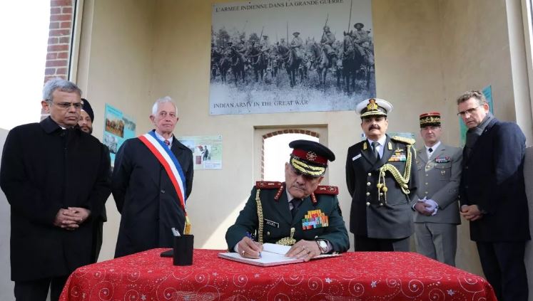 Photo of सीडीएस के दौरे से भारत-फ्रांस के लंबे समय से चले आ रहे संबंध हुए और मजबूत