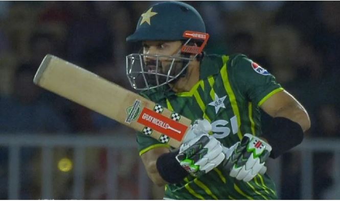Photo of पाकिस्तान के मोहम्मद रिजवान ने बना डाला वर्ल्ड रिकॉर्ड
