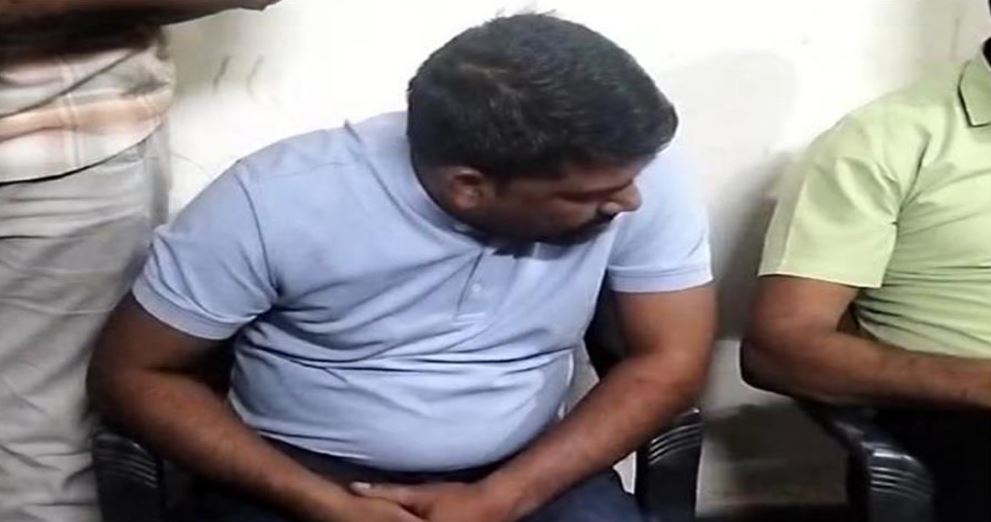 Photo of लोकायुक्त की बड़ी कार्रवाई, सब इंजीनियर को 30 हजार रुपए की रिश्वत लेते पकड़ा