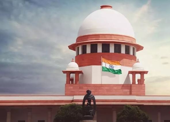 Photo of 12वीं के बाद तीन साल के एलएलबी पाठ्यक्रम को लेकर जनहित याचिका