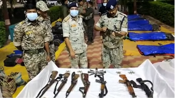 Photo of छत्तीसगढ़: 10 नक्सलियों के शव में से 8 की हुई शिनाख्त