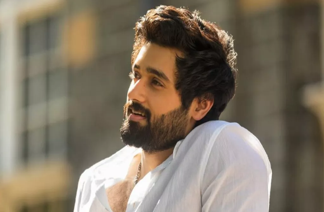 Photo of नाना पाटेकर के डर से थर-थर कांपते थे सनी देओल के ऑनस्क्रीन बेटे उत्कर्ष