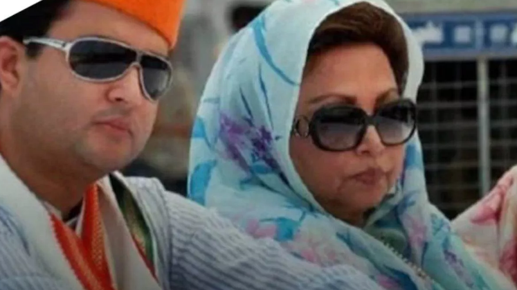 Photo of केंद्रीय मंत्री ज्योतिरादित्य सिंधिया की मां माधवी राजे का निधन