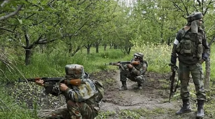 Photo of नारायणपुर में सुरक्षाबलों ने आठ नक्सलियों को किया ढेर