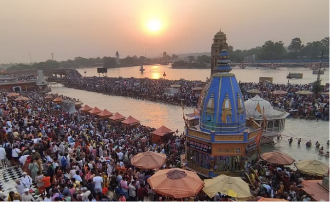 Photo of हरिद्वार में उमड़ा आस्था का सैलाब