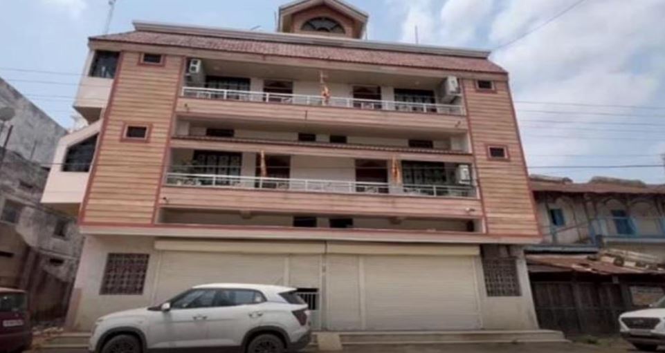 Photo of छत्तीसगढ़ : मां बम्लेश्वरी मंदिर ट्रस्ट के अध्यक्ष के घर ईडी की रेड