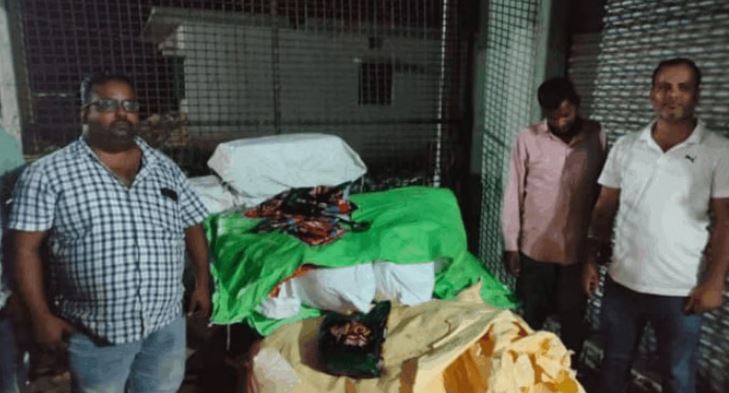 Photo of पुलिस और स्वास्थ्य विभाग की बड़ी कार्रवाई, महाराष्ट्र भेजने से पहले पकड़ा लाखों का तम्बाकू